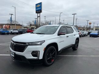 Used 2023 Chevrolet Traverse Premier w/ Redline Edition video 1