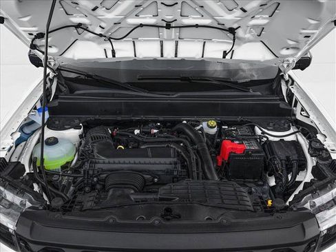 New 2026 Ford Maverick Lariat w/ Black Appearance Package image 8