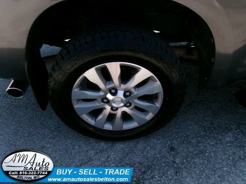 Used 2012 Toyota Tundra Limited w/ Platinum Pkg AWD/4WD image 23