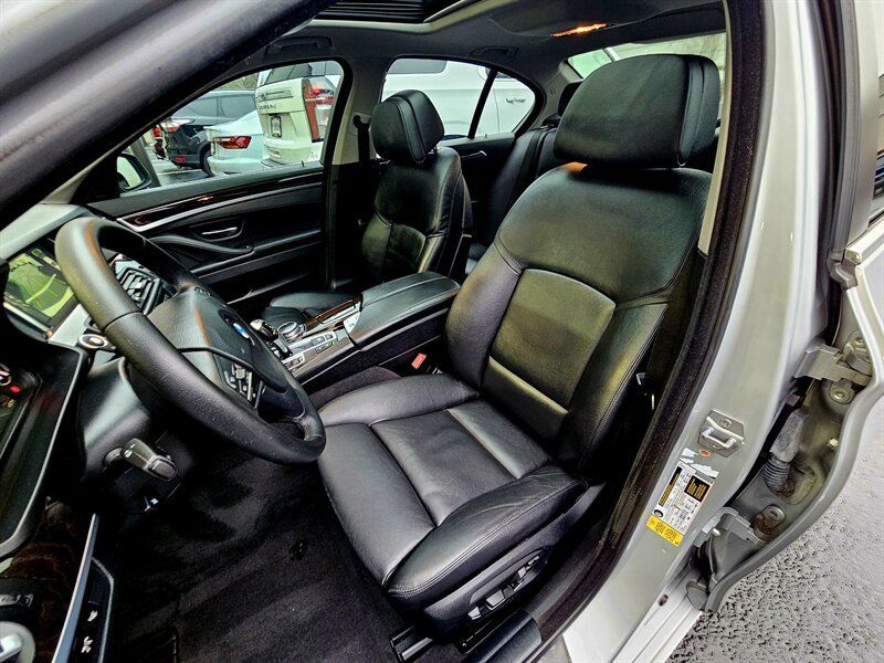 Used 2014 BMW 535d Sedan RWD image 36