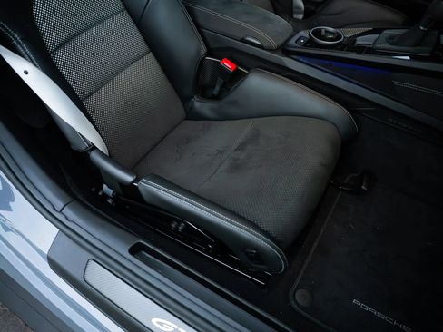 Used 2024 Porsche 911 GT3 RS RWD image 31