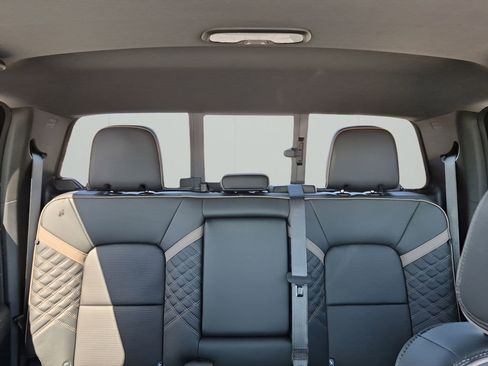 New 2026 GMC Canyon Denali AWD/4WD image 47