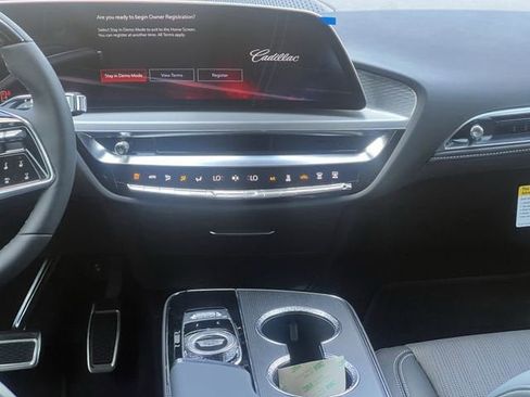 New 2026 Cadillac Lyriq V image 15