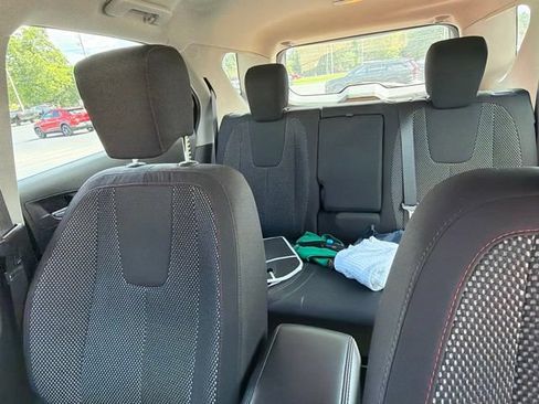 Used 2016 Chevrolet Equinox LS FWD image 17