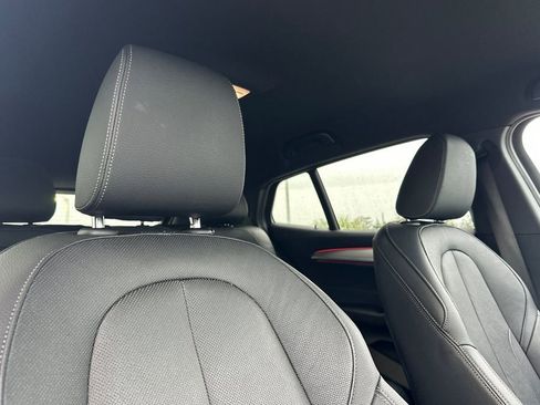 Used 2023 BMW X2 sDrive28i w/ M Sport Package image 15