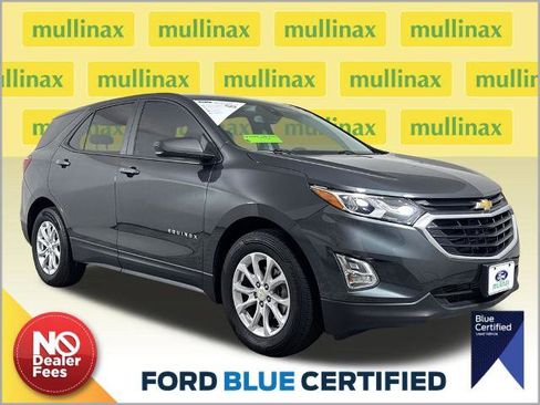 Used 2020 Chevrolet Equinox LS w/ LS Convenience Package FWD image 1