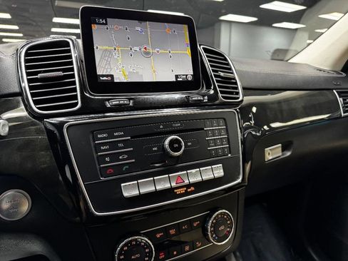 Used 2019 Mercedes-Benz GLS 450 4MATIC image 25