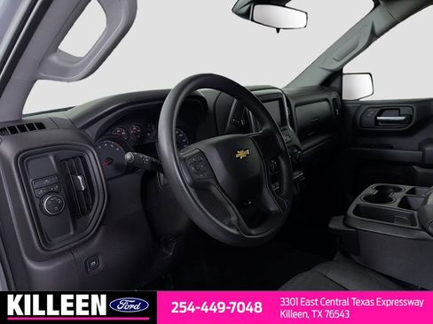 Used 2024 Chevrolet Silverado 1500 Custom w/ Turbomax Blackout Package RWD image 10