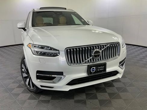 Certified 2024 Volvo XC90 T8 Ultimate w/ Protection Package Premier AWD/4WD image 8