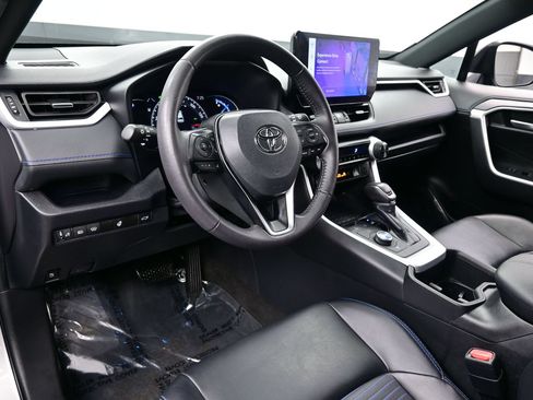 Used 2023 Toyota RAV4 XSE w/ XSE Grade Weather Package AWD/4WD image 13