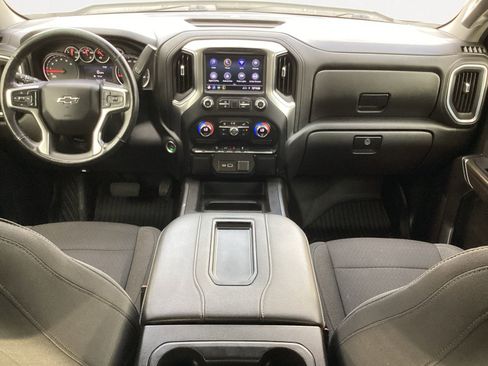 Used 2022 Chevrolet Silverado 1500 LT Trail Boss image 4