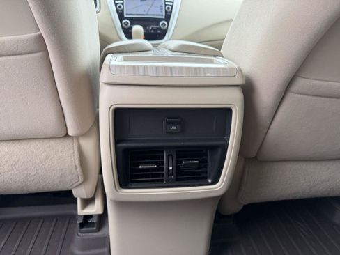 Used 2017 Nissan Murano S w/ Navigation Package FWD image 16