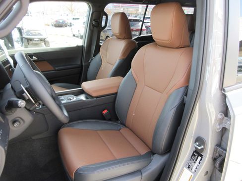 Used 2026 Lexus GX 550 w/ Cold Area Package image 20