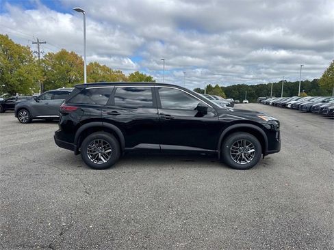 New 2026 Nissan Rogue S image 3