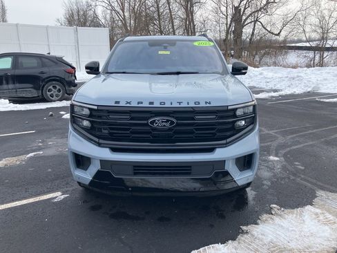 Used 2025 Ford Expedition Max Platinum w/ Stealth Performance Package image 1
