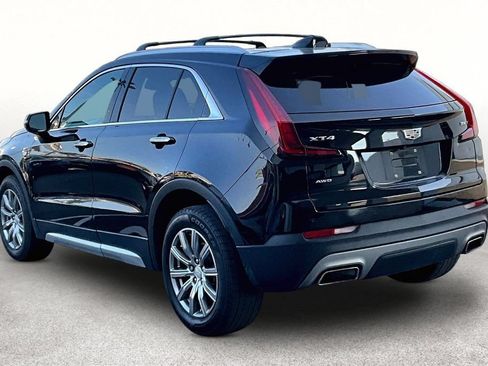 Used 2021 Cadillac XT4 Premium Luxury w/ Cold Weather Package AWD/4WD image 14