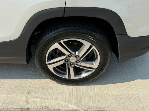 Used 2020 GMC Terrain SLT AWD/4WD image 44