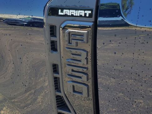 Used 2025 Ford F350 Lariat w/ Black Appearance Package AWD/4WD image 6