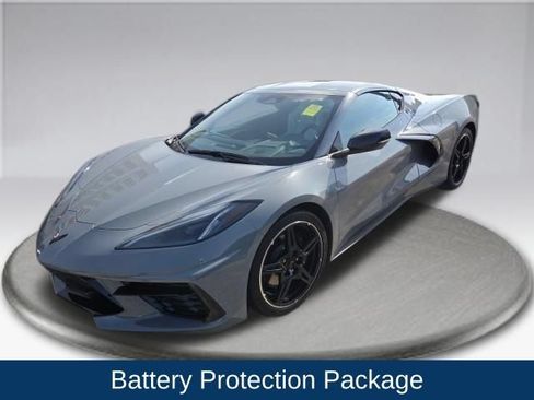 Used 2025 Chevrolet Corvette Stingray Coupe w/ Battery Protection Package RWD image 12