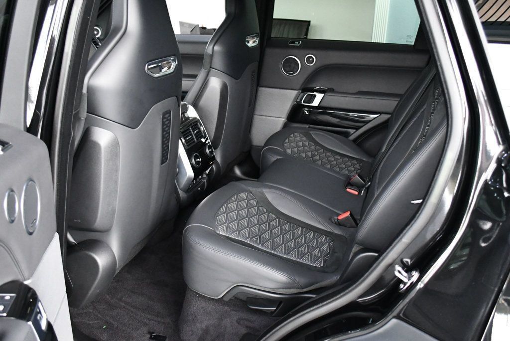 Used 2022 Land Rover Range Rover Sport SVR AWD/4WD image 18