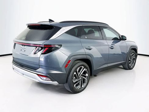 Used 2025 Hyundai Tucson Limited FWD image 25