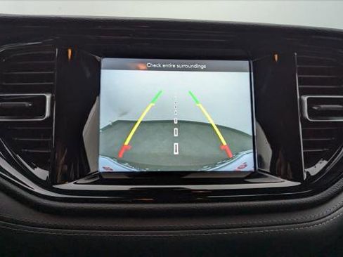 Used 2023 Dodge Durango SXT image 28