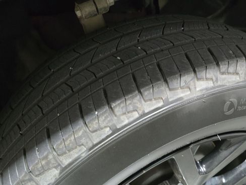 Used 2024 Jeep Grand Cherokee Altitude image 24