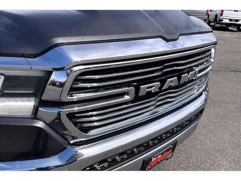 Used 2019 RAM 1500 Laramie AWD/4WD image 31