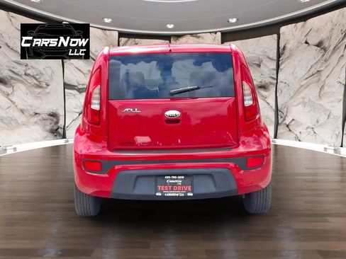 Used 2013 Kia Soul FWD image 5