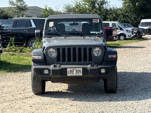 Used 2023 Jeep Wrangler Unlimited Sport AWD/4WD image 2