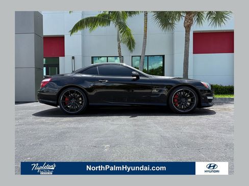 Used 2014 Mercedes-Benz SL 63 AMG image 1
