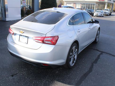 Used 2022 Chevrolet Malibu LT image 9