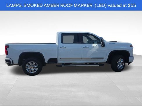 Used 2024 Chevrolet Silverado 2500 High Country w/ Technology Package AWD/4WD image 10