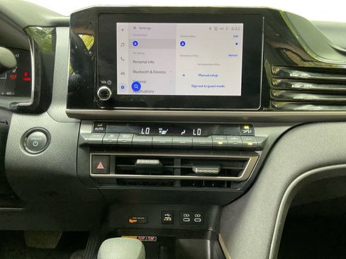 Used 2025 Toyota Camry LE FWD image 12
