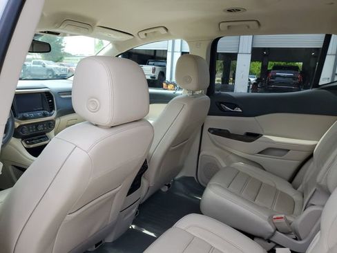 Used 2020 GMC Acadia Denali w/ LPO, Floor Liner Package FWD image 9