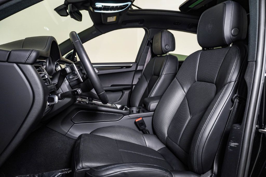 Certified 2026 Porsche Macan S AWD/4WD image 5