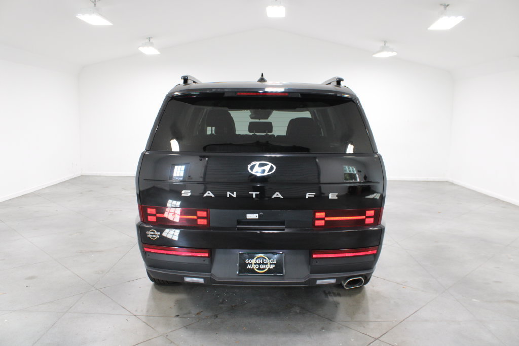 Used 2026 Hyundai Santa Fe SEL FWD image 8