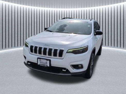 Certified 2022 Jeep Cherokee Limited w/ Elite Package AWD/4WD image 2