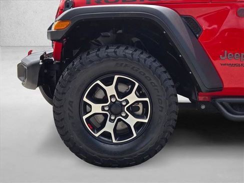 Used 2021 Jeep Wrangler Unlimited Rubicon AWD/4WD image 11