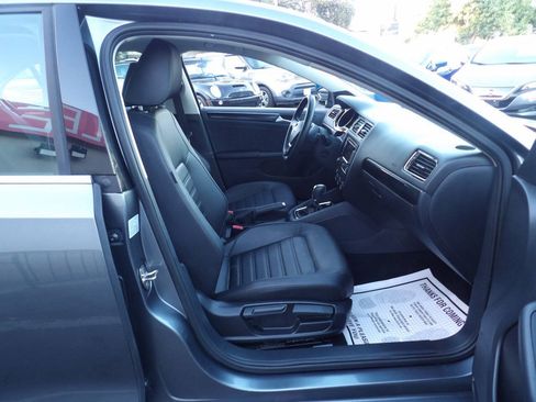 Used 2015 Volkswagen Jetta SEL FWD image 6