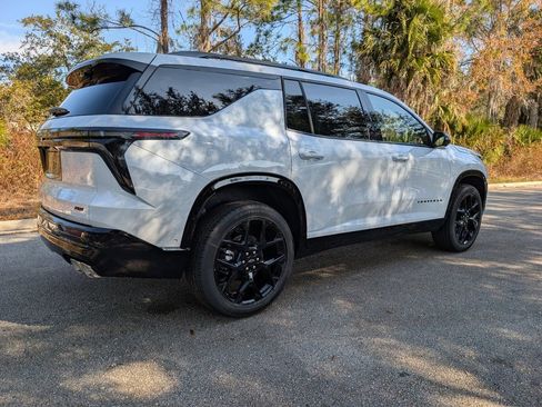 New 2026 Chevrolet Traverse RS FWD image 9