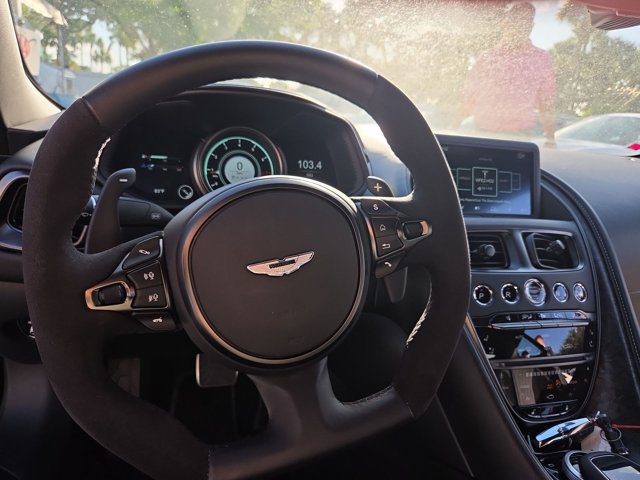 Used 2019 Aston Martin DB11 AMR RWD image 14