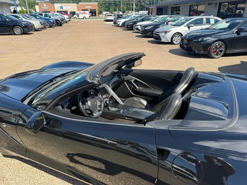 Used 2014 Chevrolet Corvette Stingray Convertible w/ 2LT Preferred Equipment Group RWD image 12