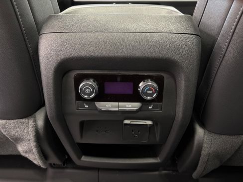 Used 2024 Chevrolet Traverse RS w/ LPO, Floor Liner Package image 34