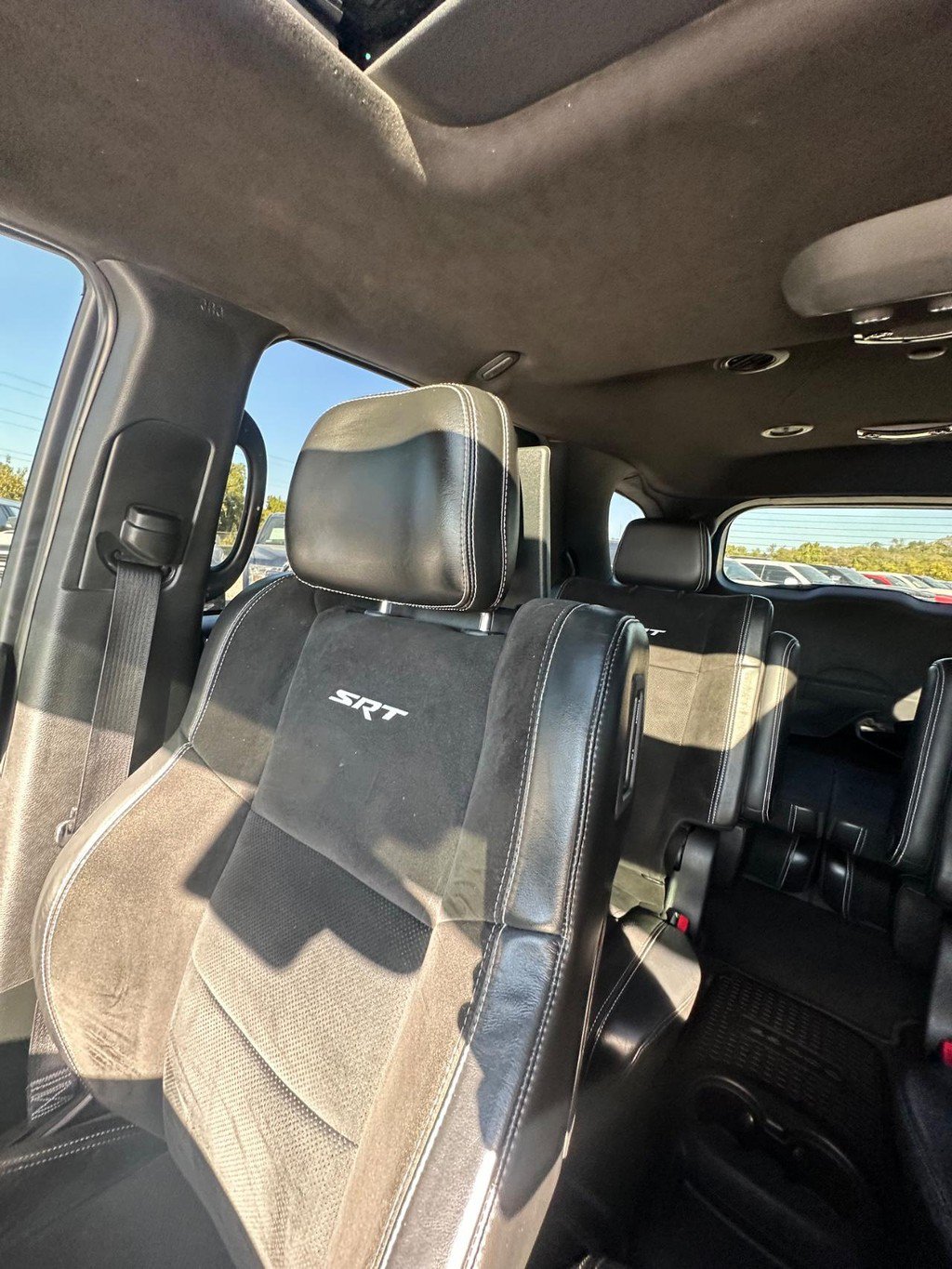 Used 2018 Dodge Durango SRT w/ SRT Interior Appearance Group AWD/4WD image 21