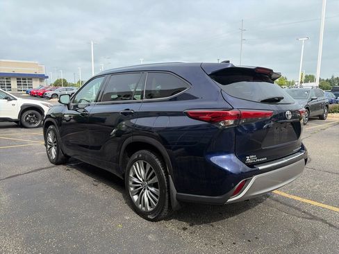 Used 2020 Toyota Highlander Platinum AWD/4WD image 5