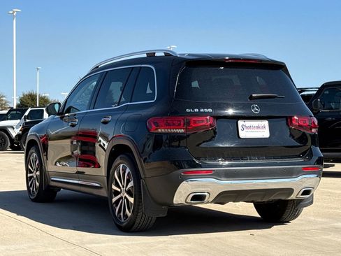 Used 2022 Mercedes-Benz GLB 250 GLB 250 image 6