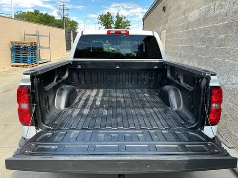 Used 2017 Chevrolet Silverado 1500 LT w/ All Star Edition AWD/4WD image 23
