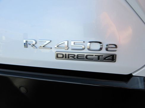 New 2026 Lexus RZ 450e AWD image 8