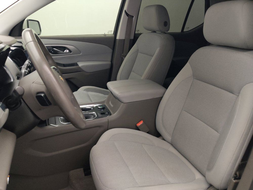 Used 2021 Chevrolet Traverse LT FWD image 17